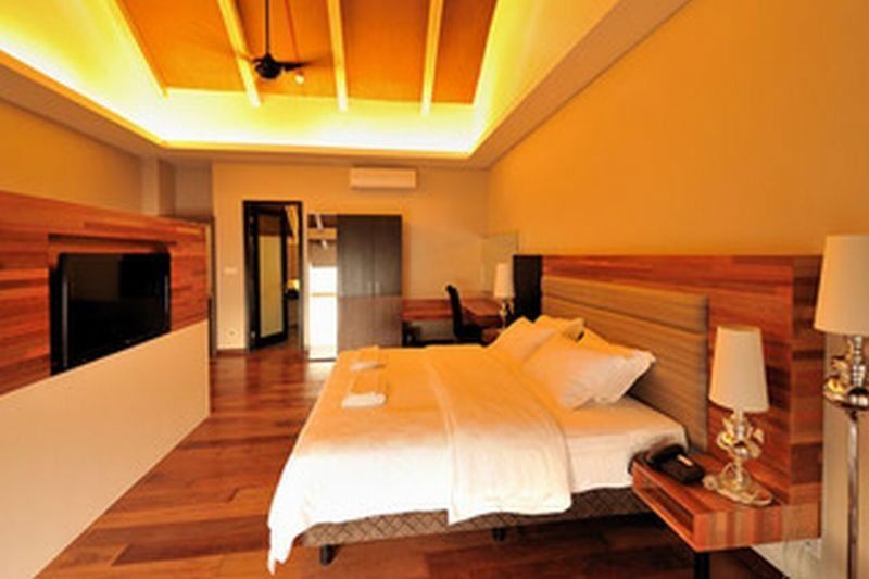 The Ranee Boutique Suites Kuching Buitenkant foto