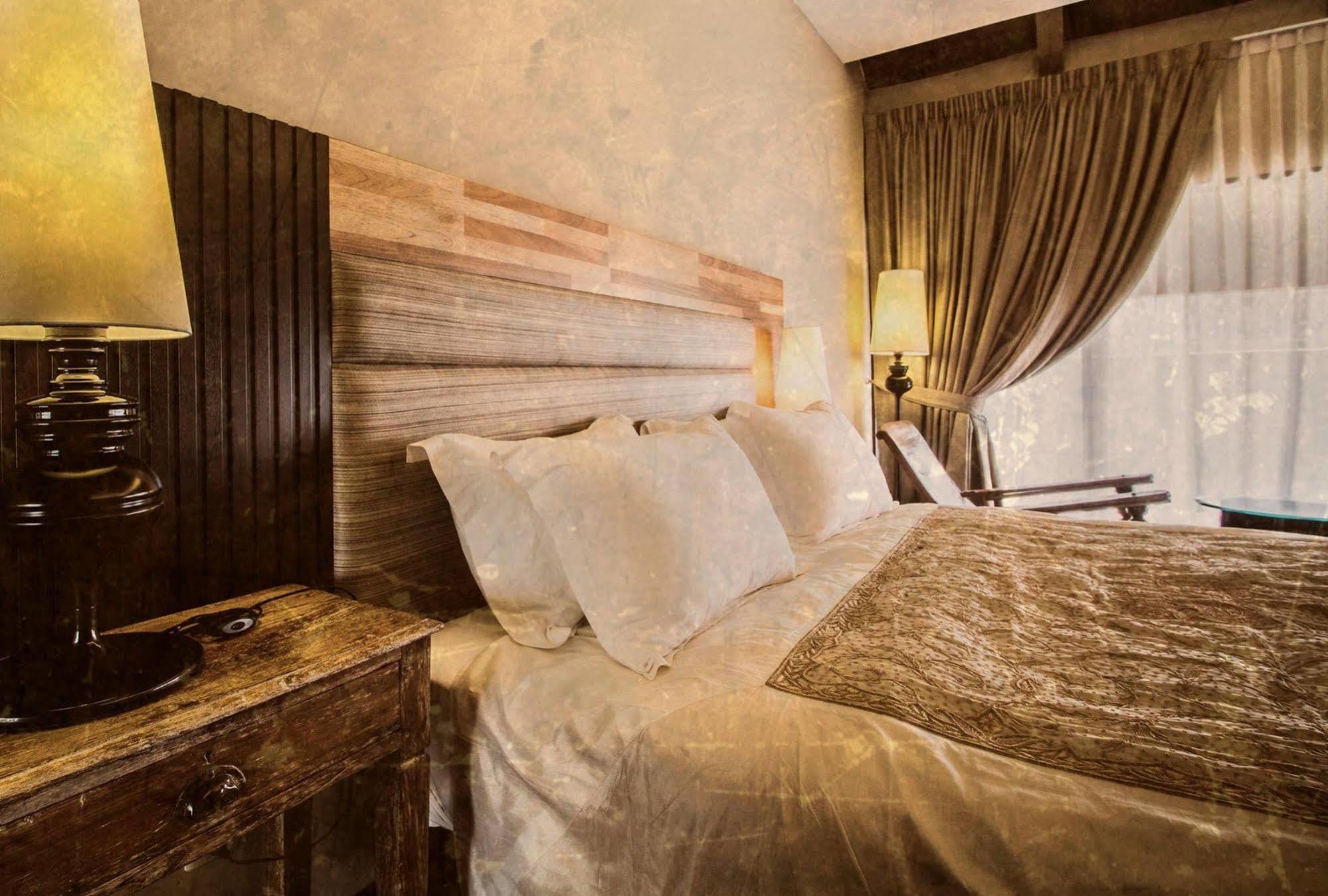 The Ranee Boutique Suites Kuching Buitenkant foto