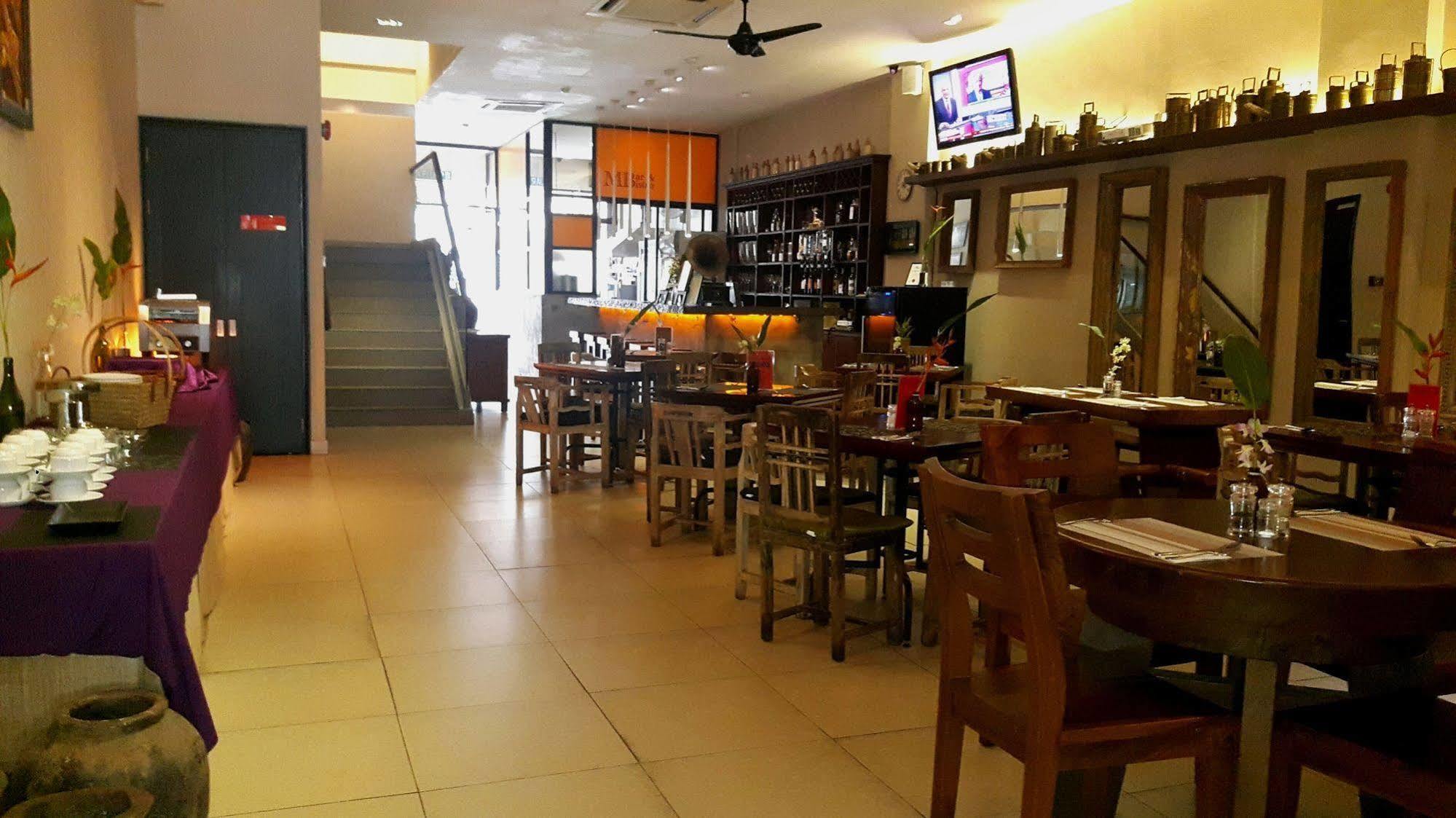 The Ranee Boutique Suites Kuching Buitenkant foto