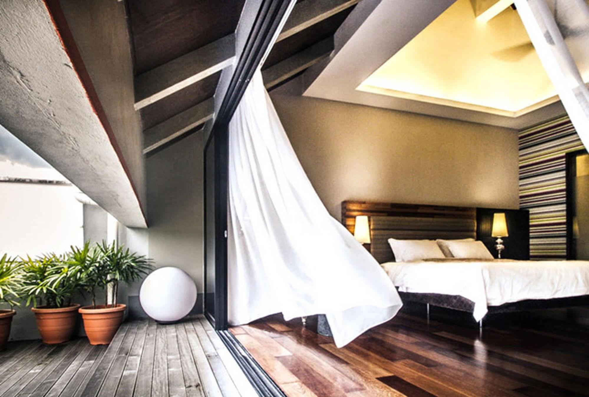 The Ranee Boutique Suites Kuching Buitenkant foto
